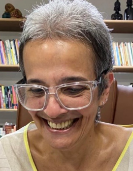 Dra. Virgínia Ferreira